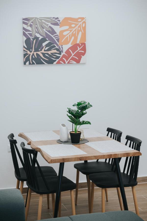 Comfy And Stylish Apartment Thessaloniki Buitenkant foto