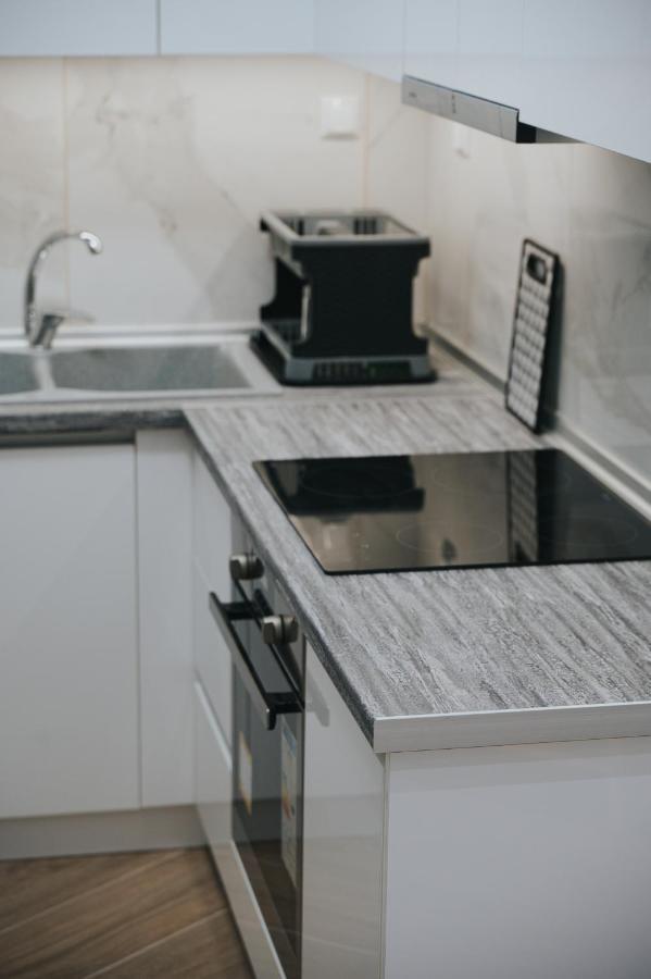 Comfy And Stylish Apartment Thessaloniki Buitenkant foto