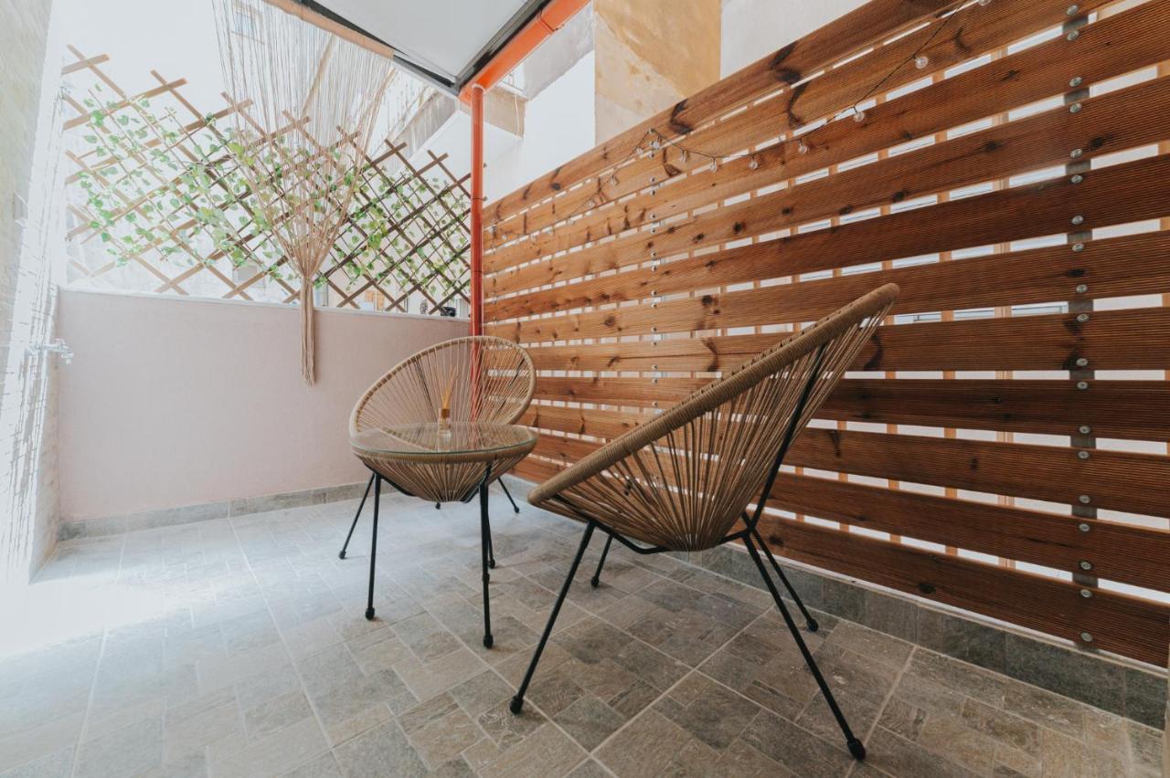 Comfy And Stylish Apartment Thessaloniki Buitenkant foto