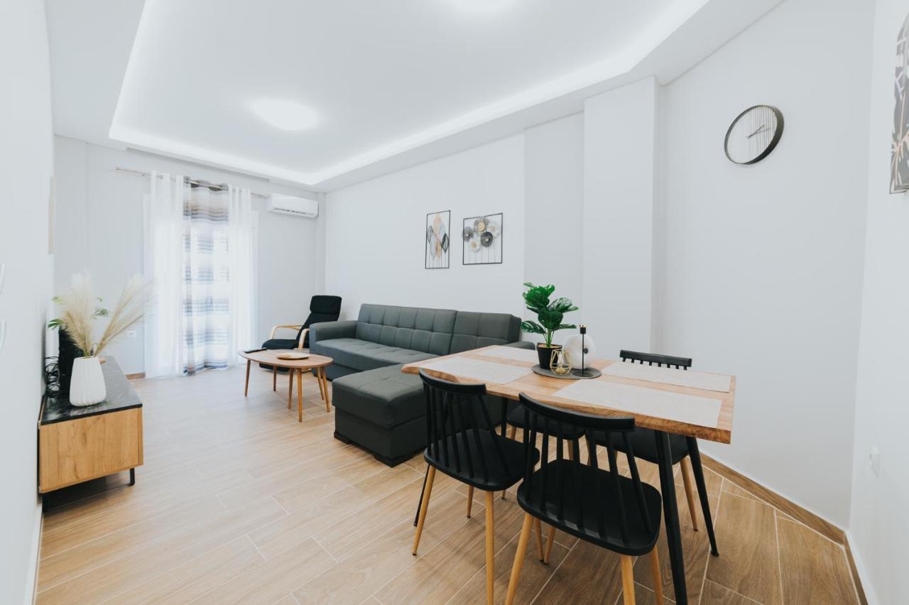 Comfy And Stylish Apartment Thessaloniki Buitenkant foto